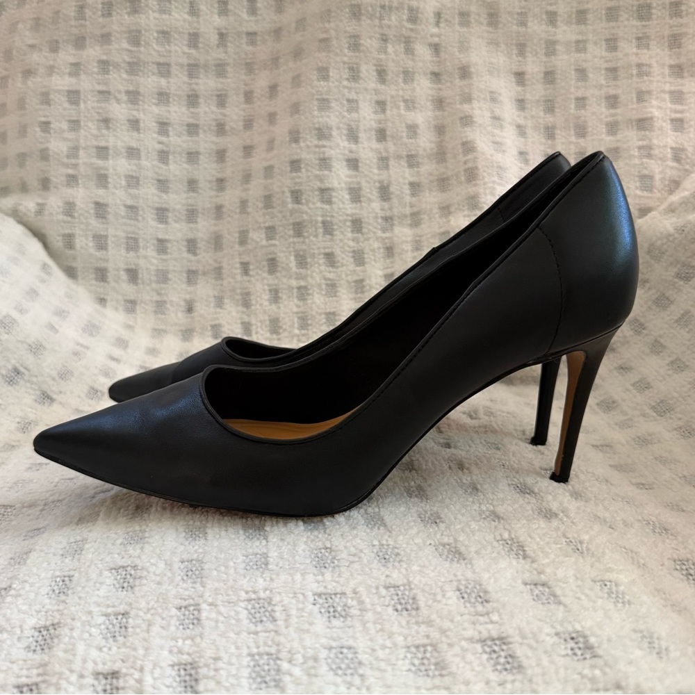 Jessica Simpson Black Heels
